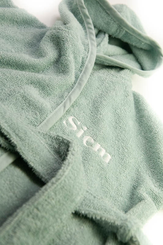 Bademantel Steingrün personalisiert