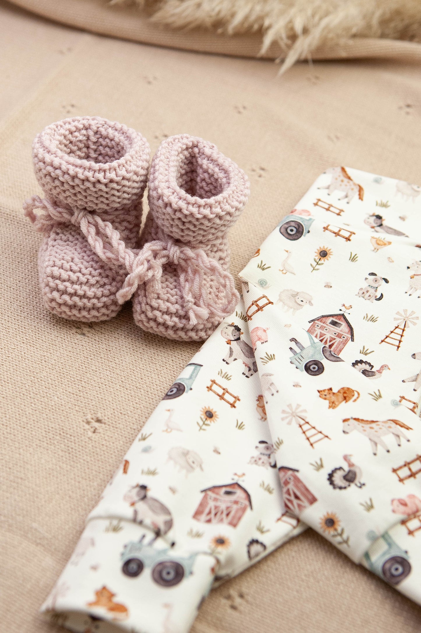 Hausschuhe aus Merinowolle rosa