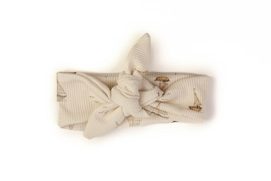 Baby headband with ribbed sailboats