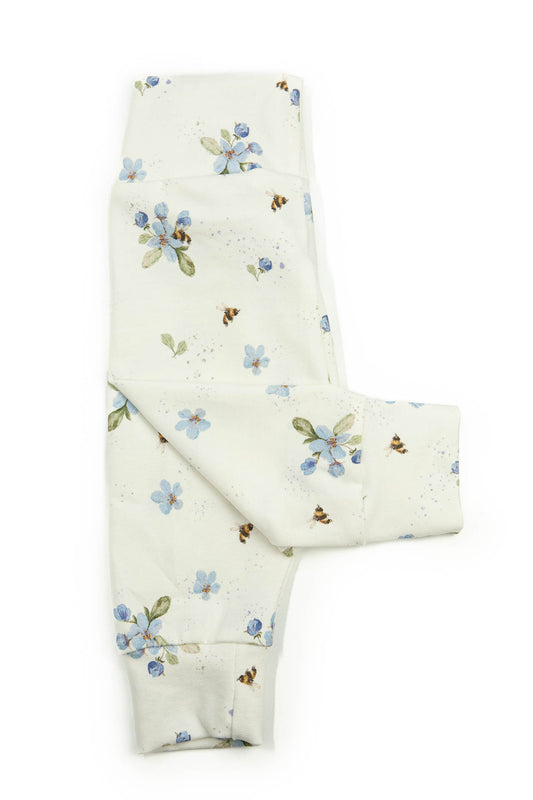 Kleine Blumen blaue Hose