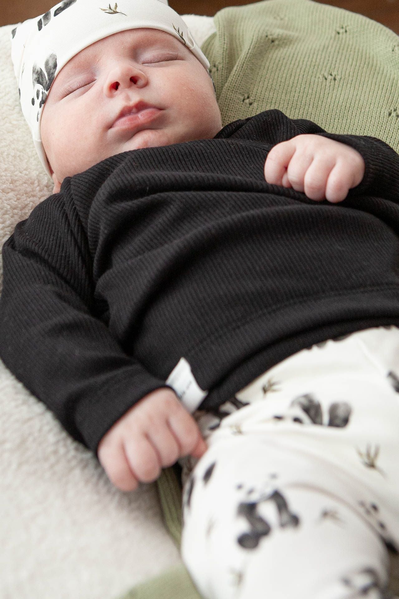 Overslag shirtje baby rib black