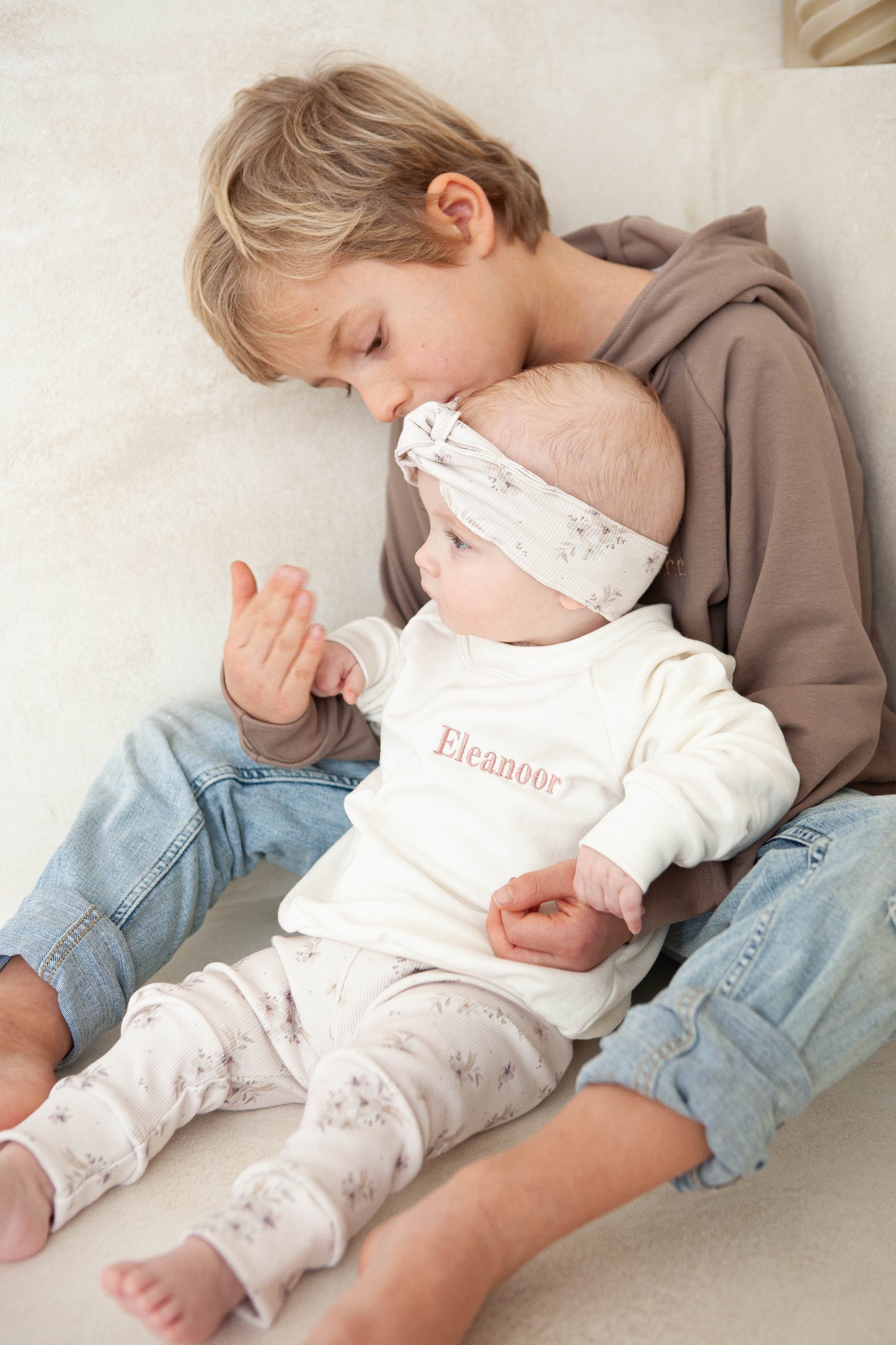 Oversized sweater ecru personalized