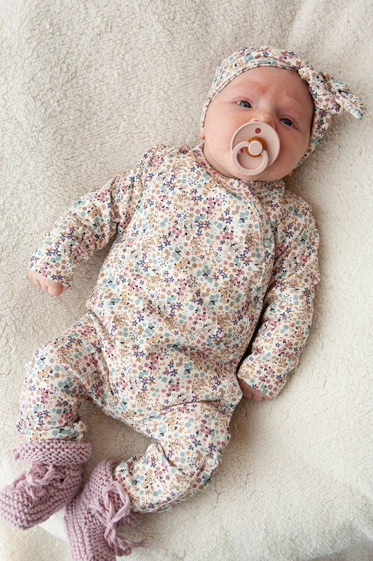 Babygrow sweet little flowers