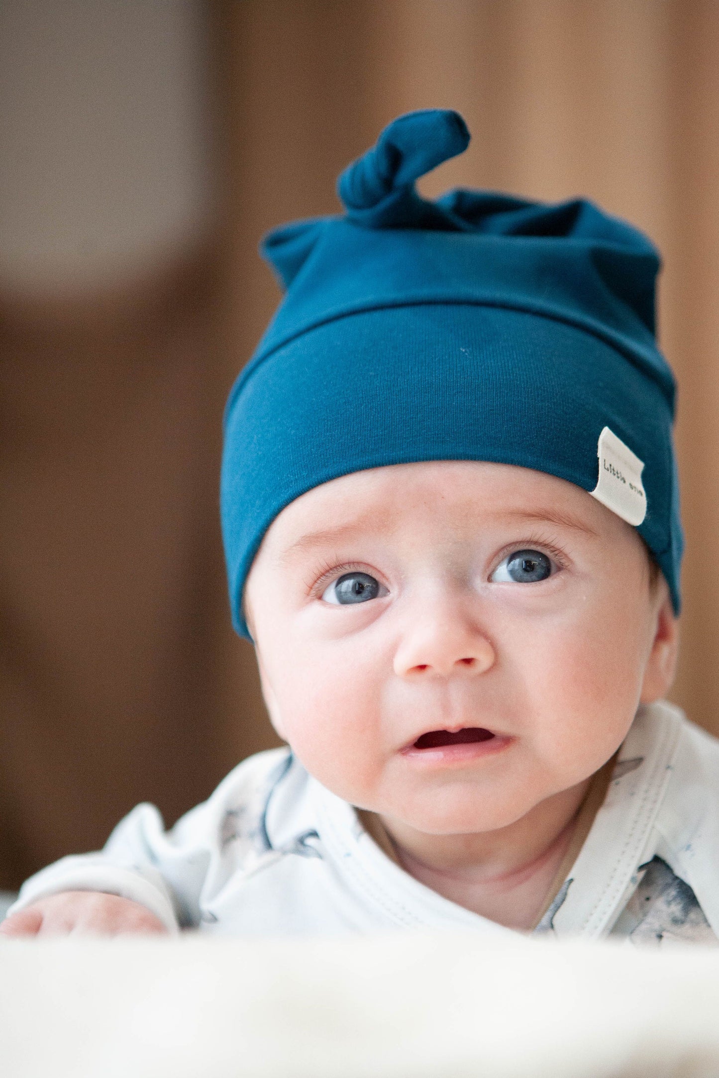 Hat royal blue
