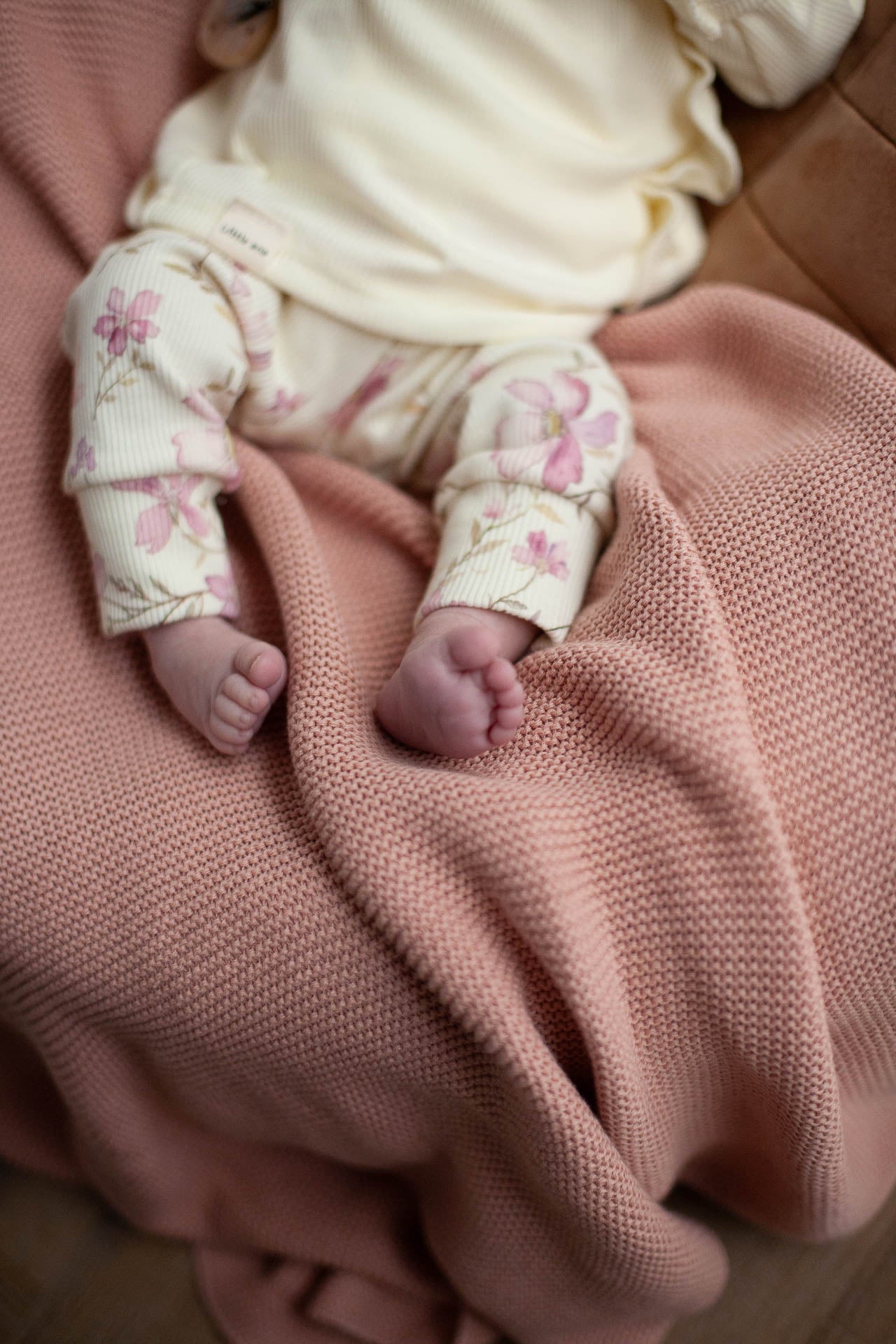 Cotton blanket knitted beige